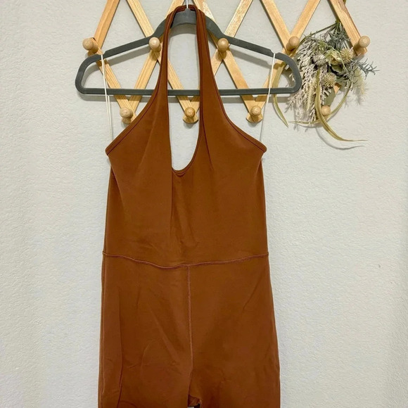 Wilfred Free Brown Caramel LOOK Halter Top Athletic Jumpsuit L - Picture 6 of 8
